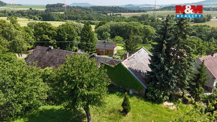 Prodej rodinného domu 593 m², Verušičky - Budov