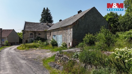 Prodej rodinného domu 593 m², Verušičky - Budov