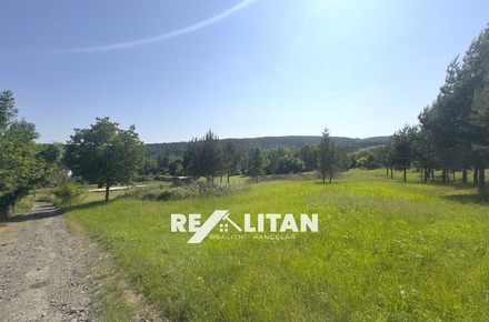 Prodej zahrady 3 162 m², Stražisko