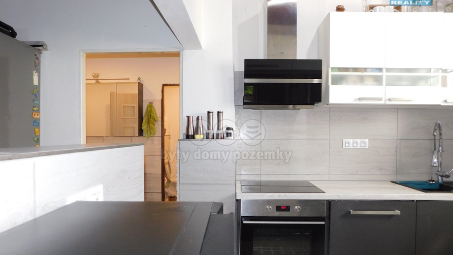 Prodej rodinného domu 200 m², Smržovka