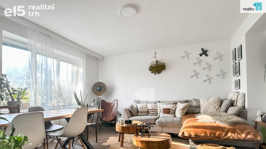 Pronájem byty 2+1, 66 m² - Zlín - Kudlov