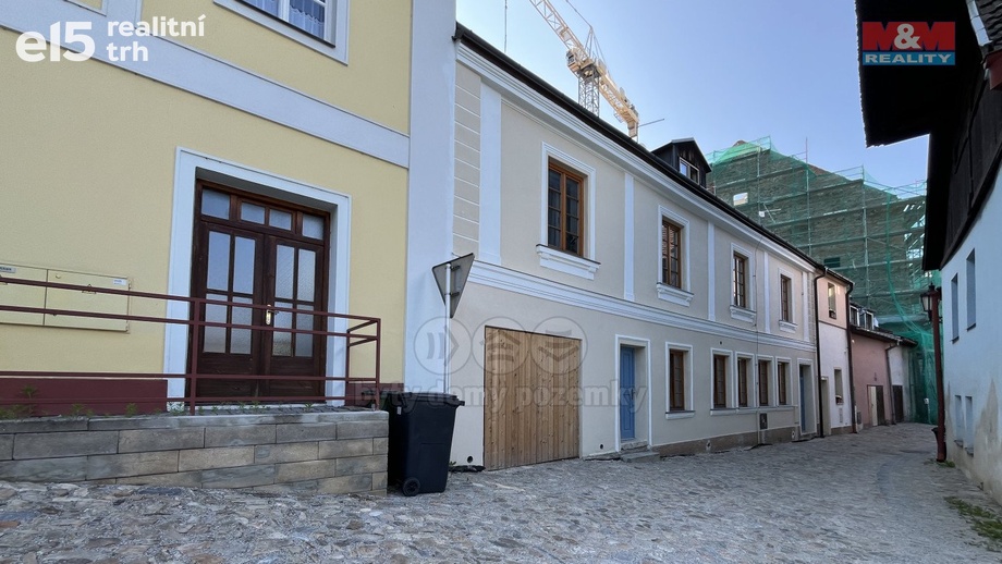 Pronájem byty 1+kk, 16 m² - Jindřichův Hradec IV