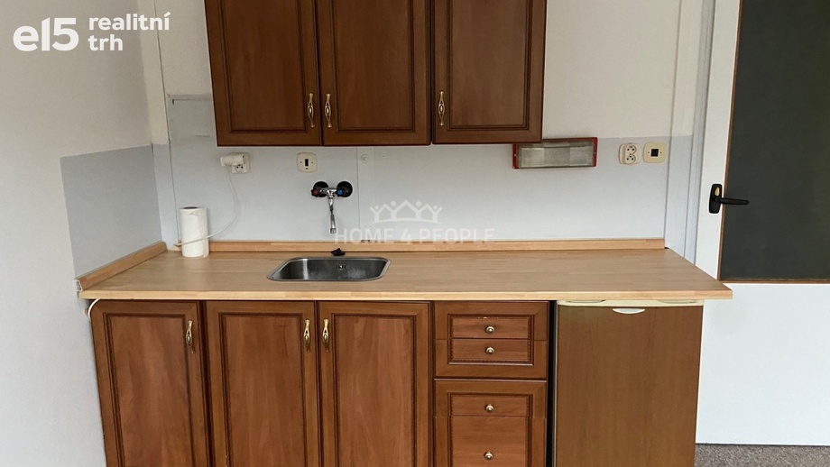 Pronájem byty 1+kk, 22 m² - Karlovy Vary - Drahovice