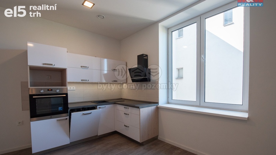 Pronájem byty 3+kk, 66 m² - Hradec Králové - Kukleny