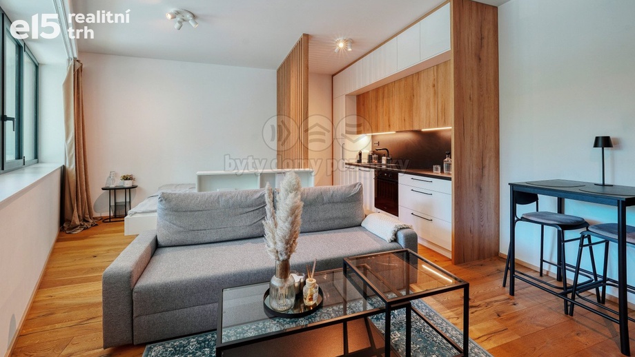 Prodej byty 1+kk, 39 m² - Praha