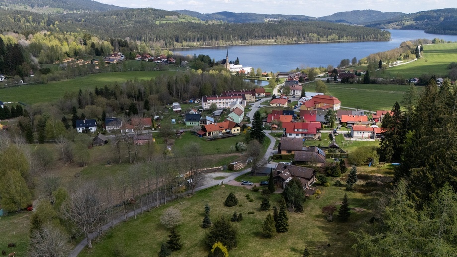 Prodej stavebního pozemku 2 273 m², Přední Výtoň