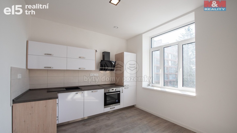 Pronájem byty 1+1, 32 m² - Hradec Králové - Kukleny