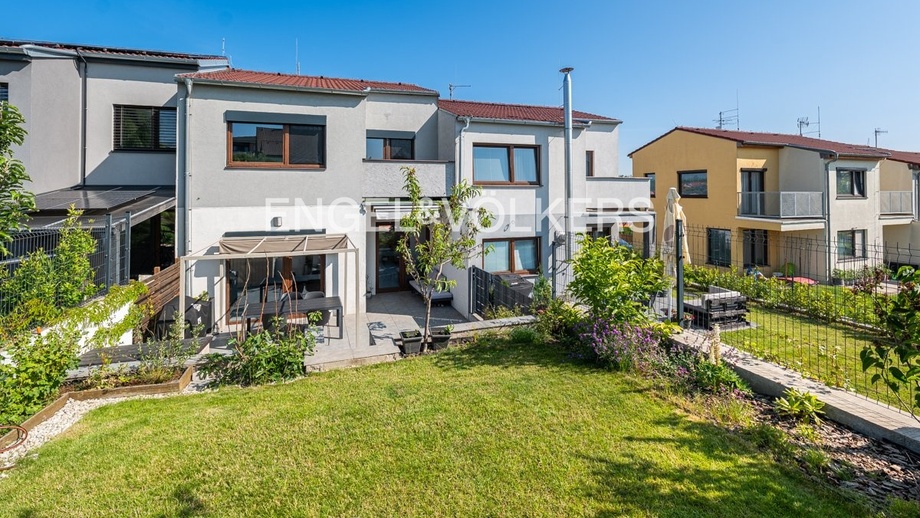 Prodej rodinného domu 99 m², Chýně