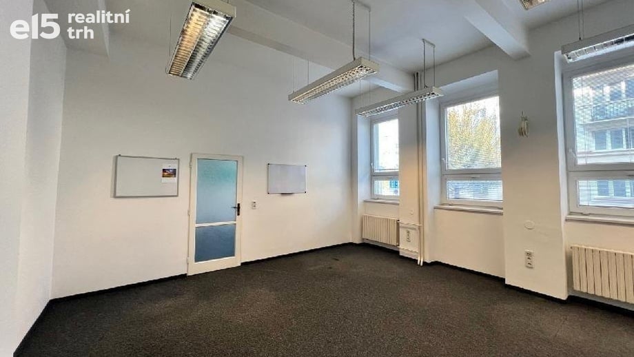 Pronájem kanceláře, 18 m² - Pardubice I