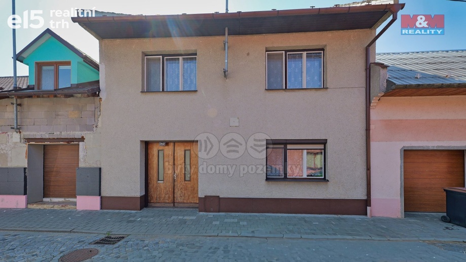 Prodej rodinné domy, 120 m² - Chropyně