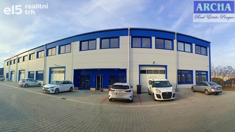 Pronájem kanceláře, 300 m² - Praha