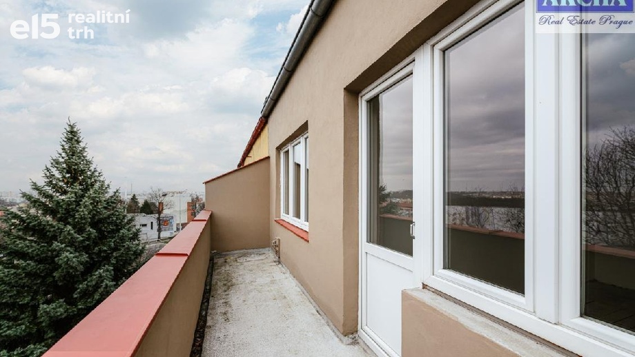 Prodej byty 2+kk, 45 m² - Praha