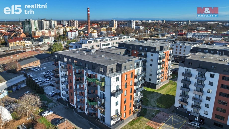 Prodej garážové stání, 12 m² - Pardubice