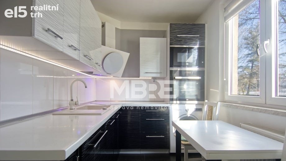 Pronájem byty 2+1, 53 m² - Karviná