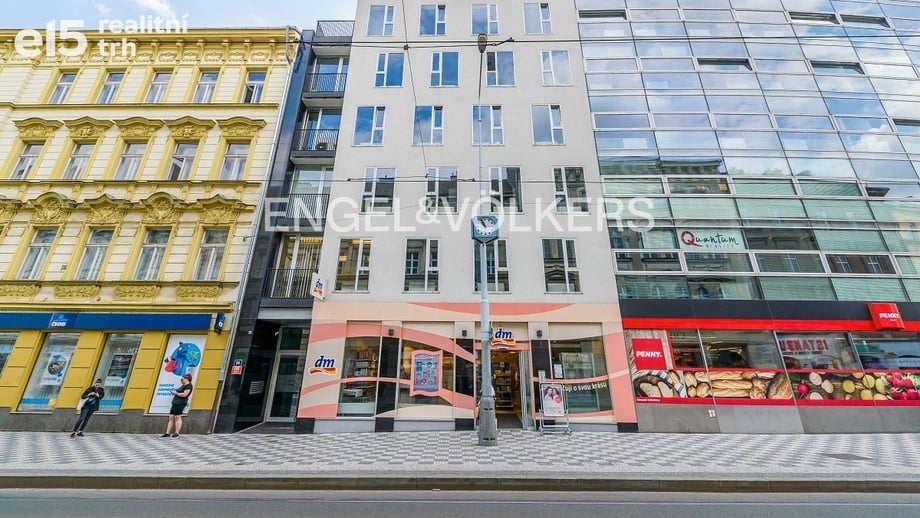 Pronájem kanceláře, 98 m² - Praha - Smíchov
