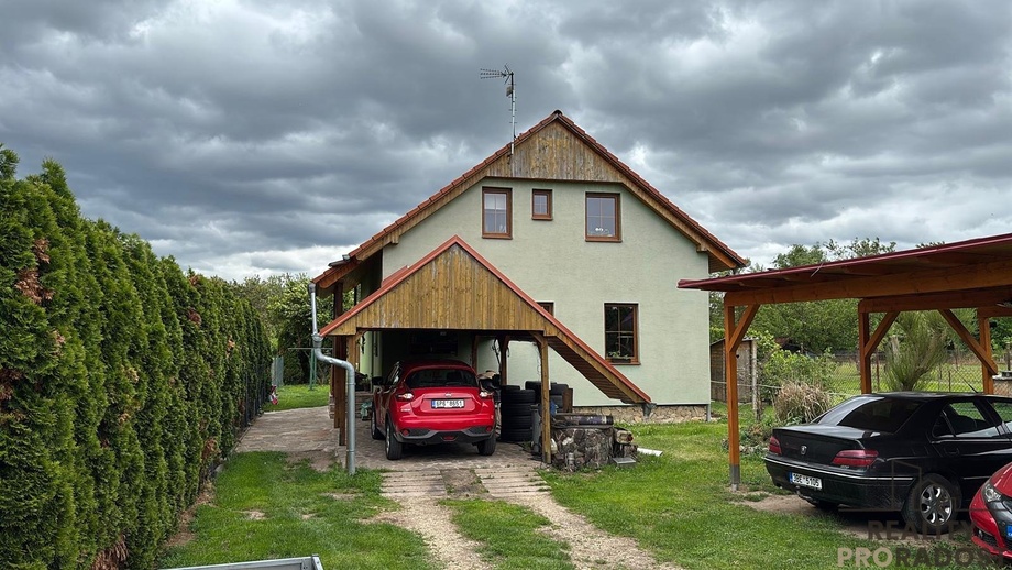 Prodej rodinné domy, 140 m² - Znojmo