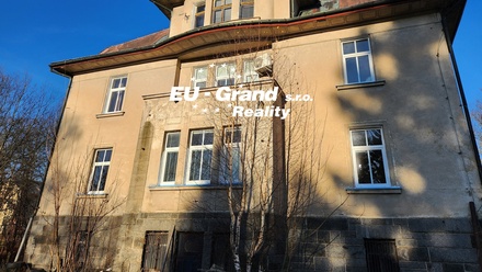 Prodej rodinného domu 800 m², Velký Šenov