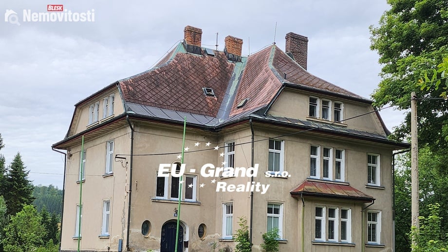 Prodej rodinného domu 800 m², Velký Šenov