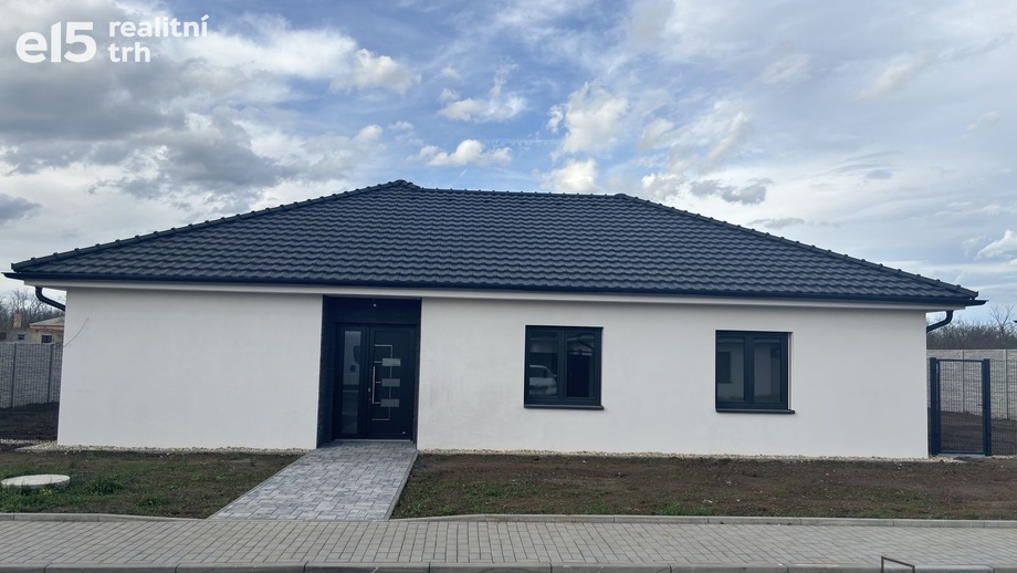 Prodej rodinné domy, 143 m² - Šanov