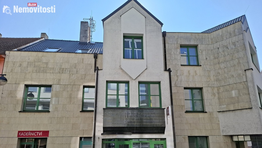 Pronájem kanceláře 60 m², Přelouč