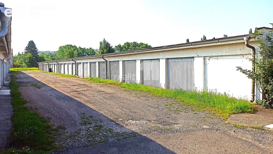 Prodej garáže 18 m², Hradec Králové - Pouchov