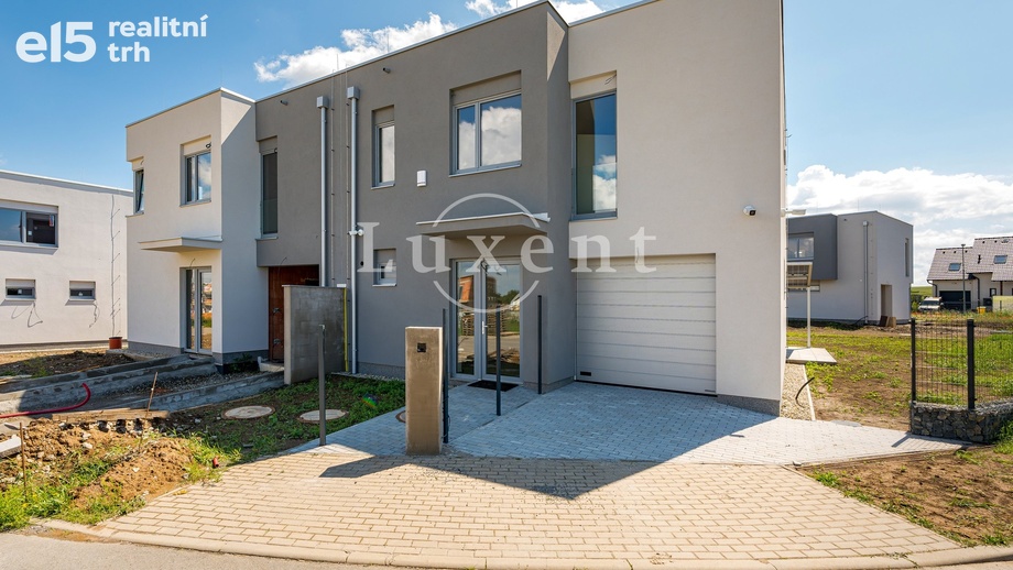 Prodej rodinné domy, 174 m² - Chýně