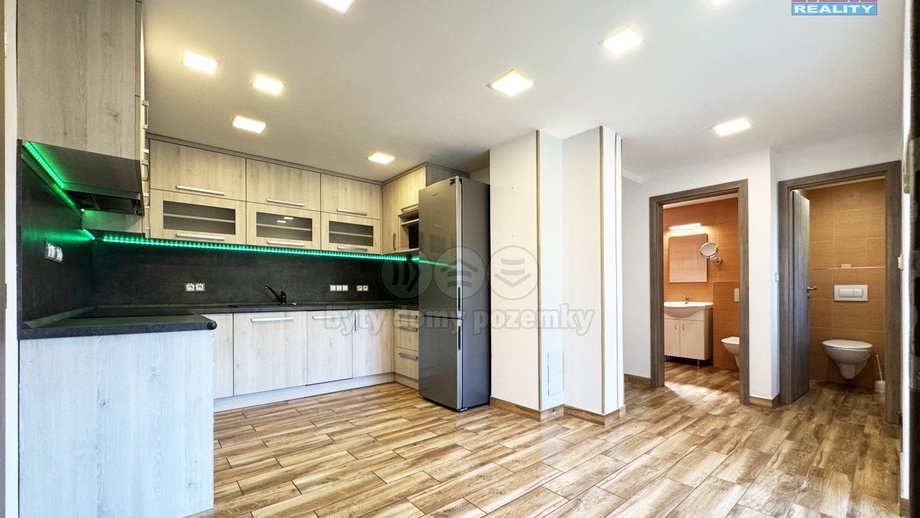 Prodej rodinného domu 120 m², Karlovy Vary - Stará Role