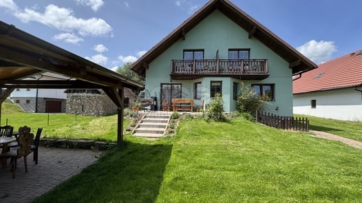 Prodej rodinného domu 363 m², Horní Stropnice - Staré Hutě