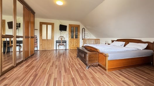 Prodej rodinného domu 363 m², Horní Stropnice - Staré Hutě
