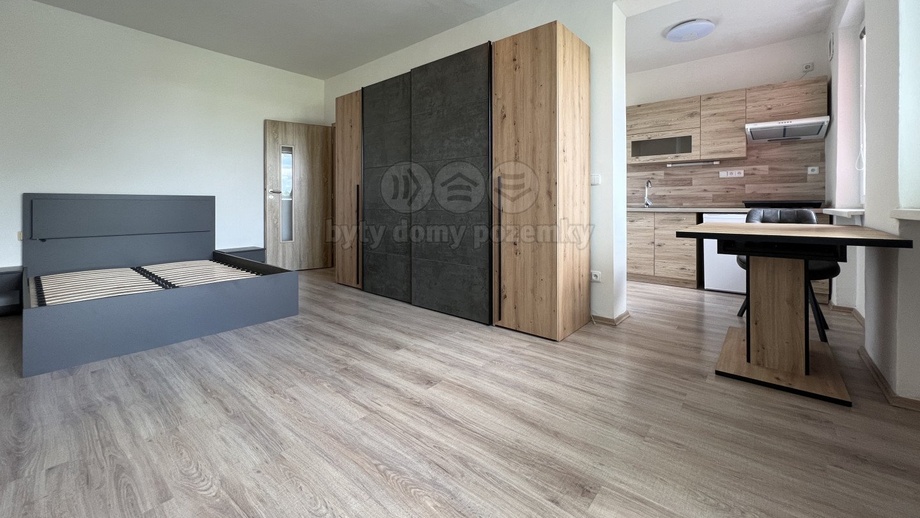 Pronájem byty 1+kk, 30 m² - Prostějov