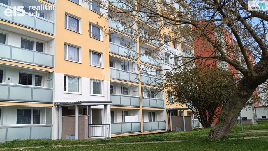 Pronájem byty 2+kk, 42 m² - Čelákovice