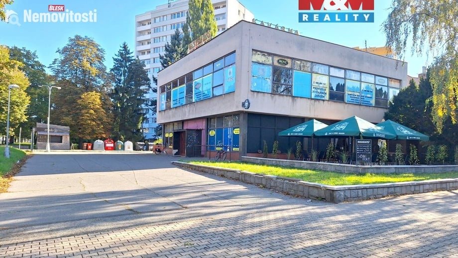 Pronájem obchodního prostoru 450 m², Hradec Králové - Pražské Předměstí