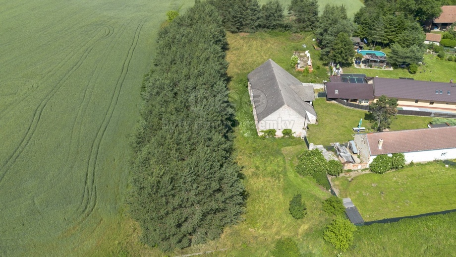 Prodej pole 1 983 m², Svatý Mikuláš - Lišice