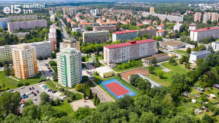 Pronájem byty 2+kk, 39 m² - Neratovice