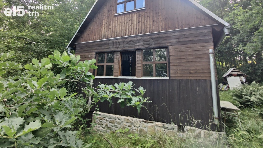 Prodej chata, 38 m² - Lešany - Nová Ves