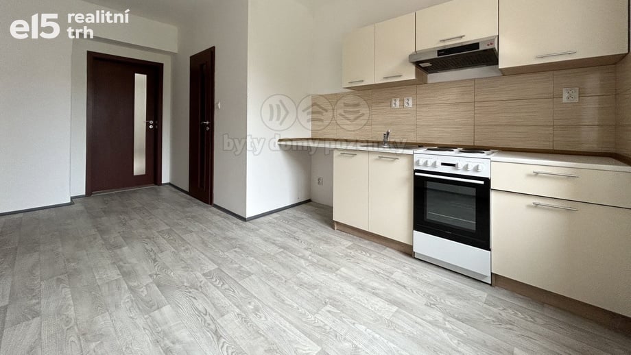 Pronájem byty 1+1, 38 m² - Chomutov