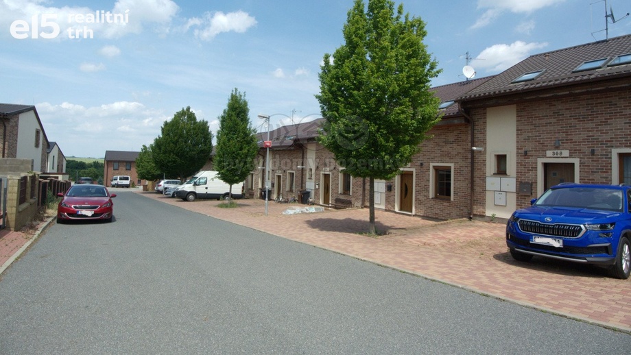 Pronájem rodinné domy, 140 m² - Stehelčeves