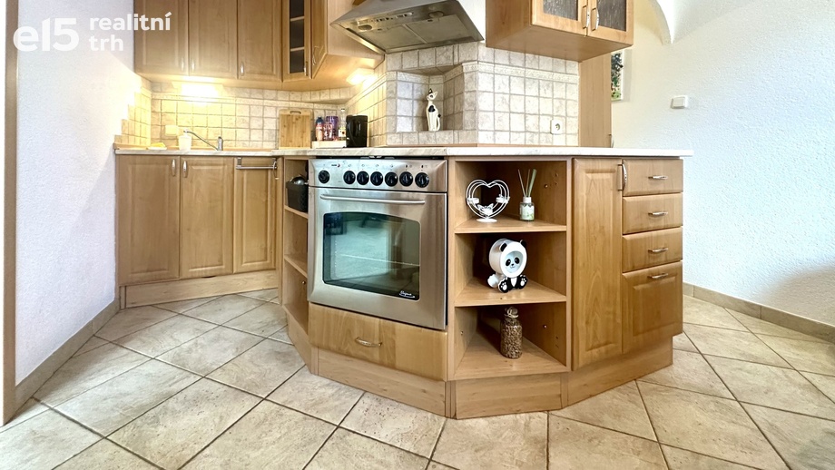 Pronájem byty 2+1, 60 m² - Tachov