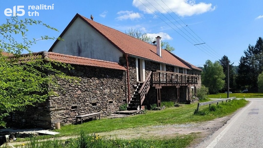 Prodej rodinné domy, 520 m² - Malšín - Ostrov