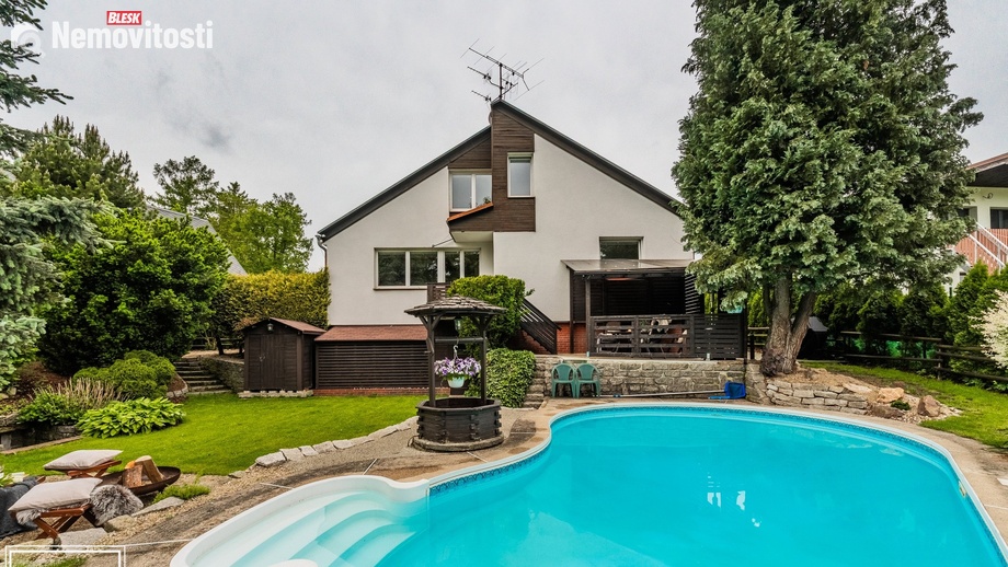 Prodej rodinného domu 270 m², Stráž nad Nisou