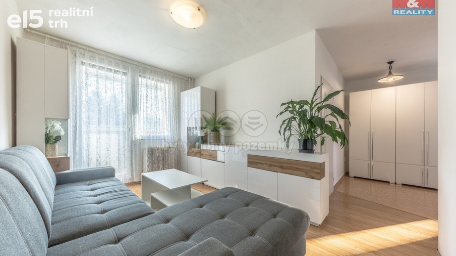 Pronájem byty 2+1, 39 m² - Mnichovo Hradiště