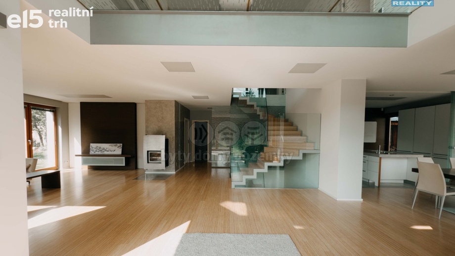 Prodej rodinné domy, 300 m² - Jablonec nad Nisou