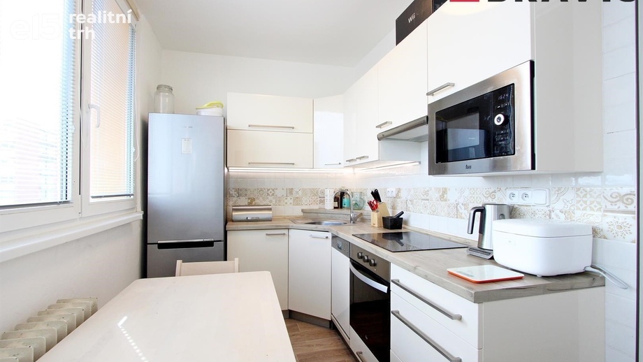 Pronájem byty 1+1, 35 m² - Brno - Lesná