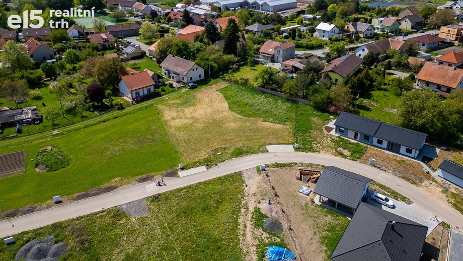 Prodej pozemky pro bydlení, 1 213 m² - Dubany
