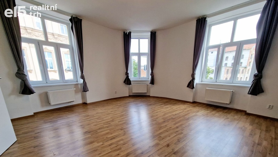 Pronájem byty 3+kk, 70 m² - Brno-střed