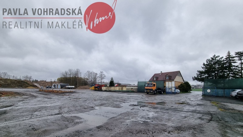 Pronájem komerčního pozemku 600 m², Tuchlovice
