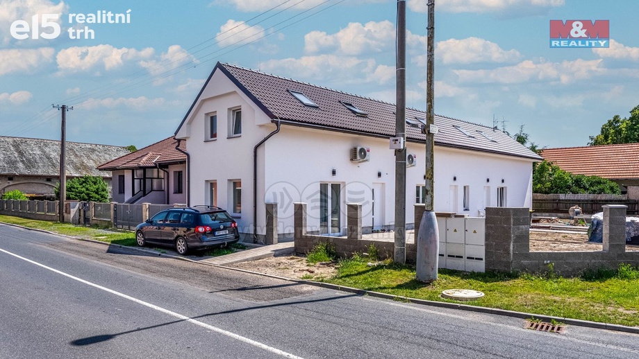 Pronájem byty 1+kk, 26 m² - Křinec