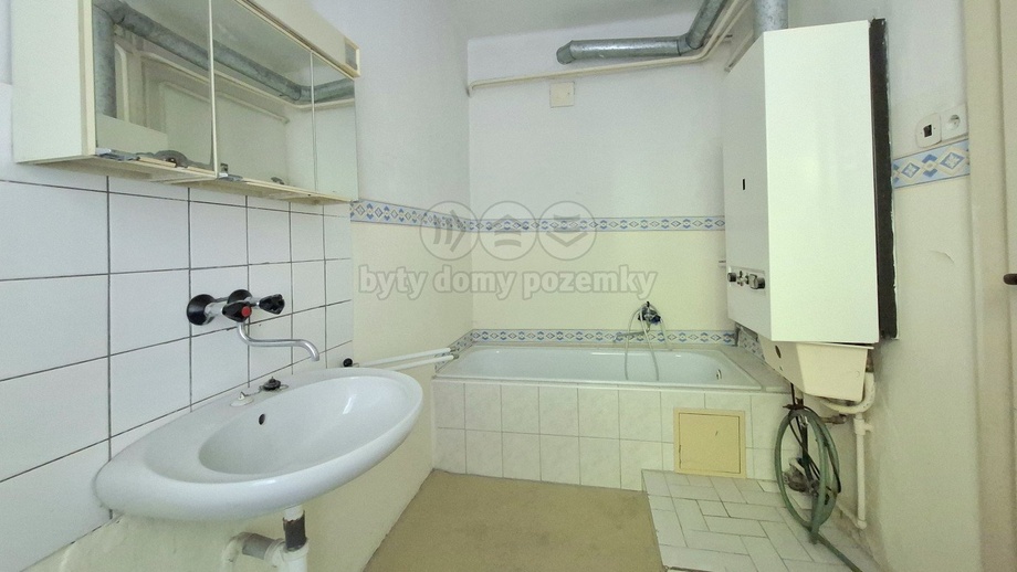 Prodej bytu 2+kk 50 m², Loket