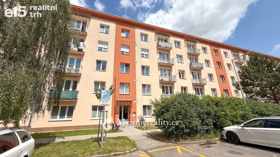 Prodej byty 3+1, 64 m² - Znojmo
