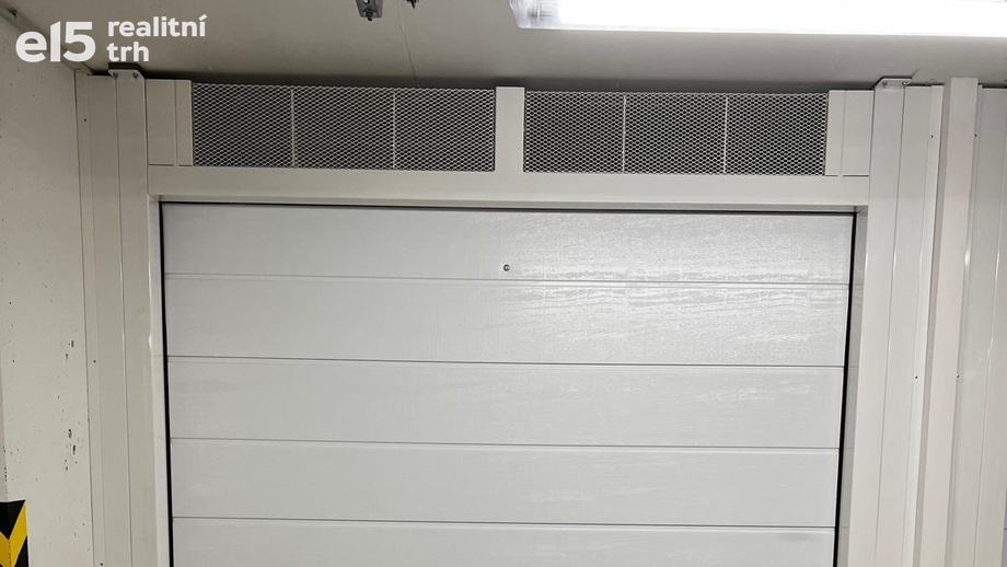 Pronájem garáže, 13 m² - Brno - Žebětín